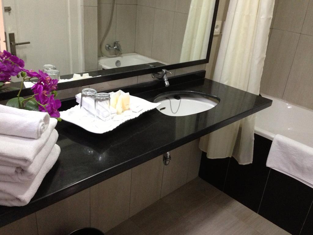 Safa Homestay Yogyakarta Exterior foto
